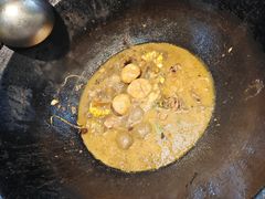 -三江鱼东北特色铁锅炖(骆驼店)