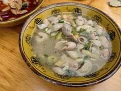 -曾氏肥肠馆(凯瑞雅居店)