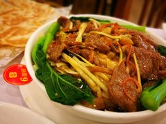 湿炒牛河-宜宾海鲜酒家·三十年老字号