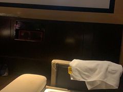 -金色印象·4K影院式足体养生(杨家坪西郊店)