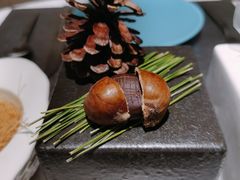 巧克力虾碎鹅蛋黄板栗酥-青岛遇见米兰(八大关店)