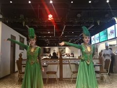 -巴扎美食·新疆菜·西域歌舞表演餐厅(新疆大厦店)