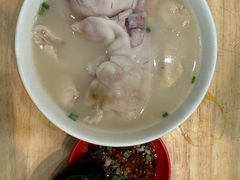 -雷祖芳老妈蹄花店