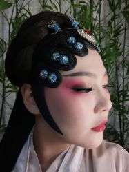 点击看大图 -盘子女人坊古装写真摄影(天津总店)