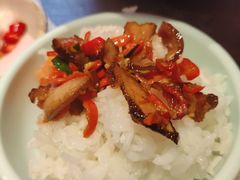 -有红鸡毛店·川菜(建设路店)