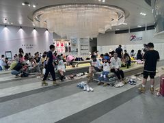 -冰纷万象滑冰场(深圳万象城店)
