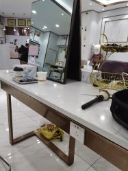 -镁连社·美联社