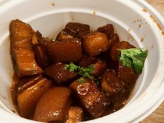 雕梅红烧肉-云海肴·汽锅鸡·云南菜(苏州中心店)