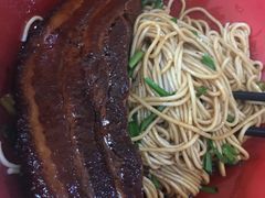 -小龙大肉面馆