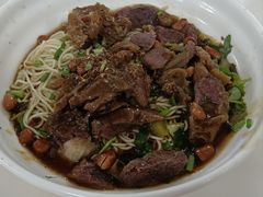 -阿阳牛腩腌面店