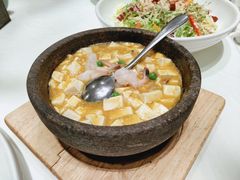 蟹粉豆腐-千滋百味·醉江澜花园餐厅(街道口店)