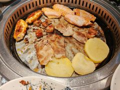 -阪尚皇·原切牛排·烤肉火锅自助(北京路店)