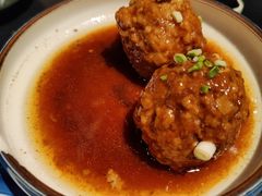咸蛋黄狮子头-梅飞酒家(桑园路店)