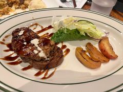-玛格萝妮比萨屋(四平店)