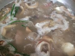 -老石黑山羊毛驴肉火锅(金凯广场店)