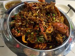 -凤凰路何眼镜香辣蟹(花果园店)