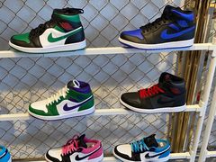 -NIKE KICKS LOUNGE体验店(北京新中关店)