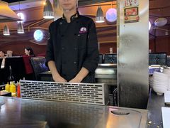 -利昂法式铁板主题餐厅(新奥购物中心店)
