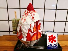 草莓生乳冰-WONDER ICE 萬得冰田(建設路总店)