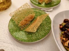 -品海楼·大连海胆锅贴馆(东港店)