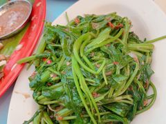-明记烧鱼美味店