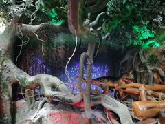 -多彩贵州城极地海洋世界