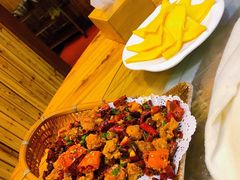 香辣掌中宝-滇香肴·云南菜蒸汽石锅鱼(云南北路店)