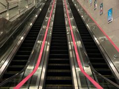 -红土地(地铁站)