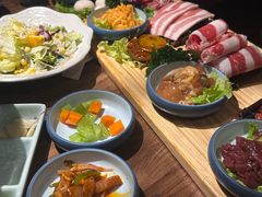 -明洞阿姨·韩式酱蟹烤肉·创意料理(三元桥店)