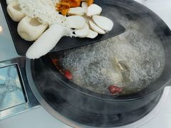 -蘑统田下·野生菌火锅