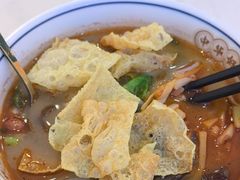 -弘束束柳州深巷螺蛳粉(珠江路店)