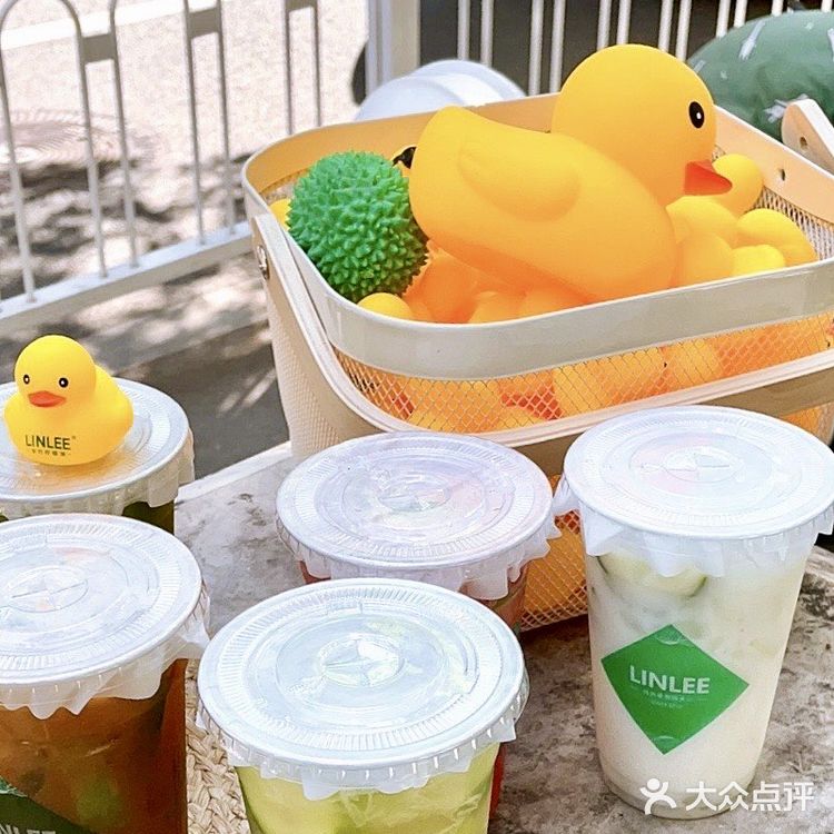 南京首家"喝柠檬茶送小黄鸭"🐥巨巨巨可爱
