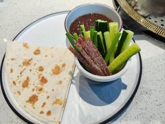 -巧克力渔家.小船海鲜胶东菜(三浴场店)