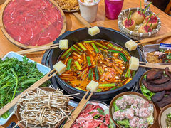 -黔三一夺夺粉酸汤火锅(百信店)