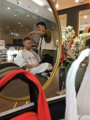 -意廊 Hair Salon