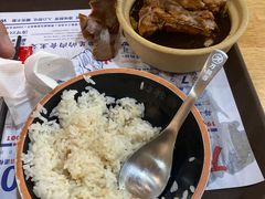 -万和春排骨砂锅米饭(新业广场店)