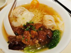 云吞牛腩汤面-龙记烧腊茶餐厅(常德路店)