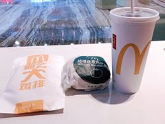 -麦当劳(新世纪环球中心店)