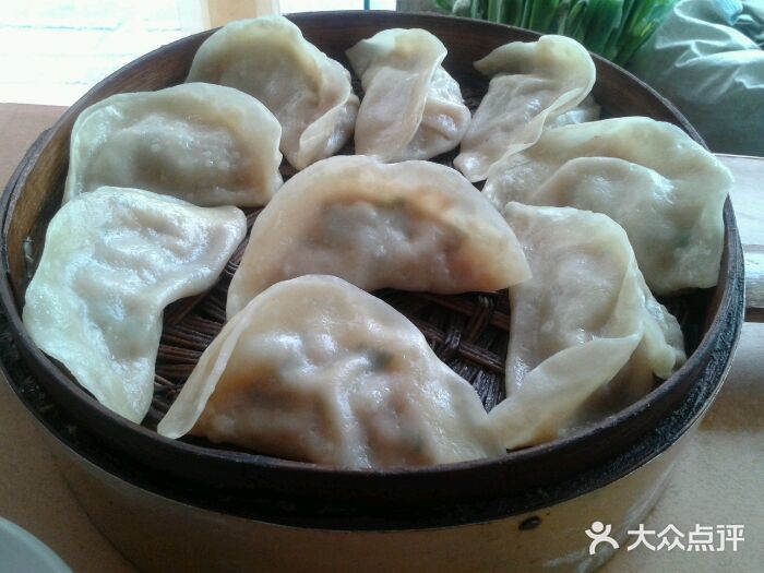 金城包子牛肉灌汤包(台东四路店)虾仁灌汤包图片