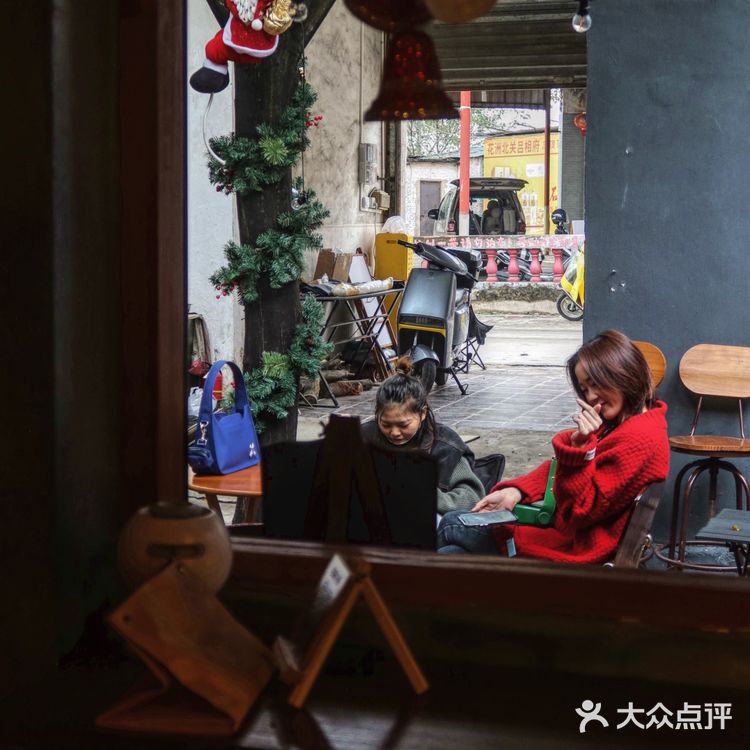 顺德新店｜老板说： 别看外面挺破烂的，其实里里面也挺破烂的🏍️