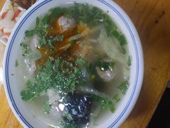 丸子汤-和众大油条(维明路店)