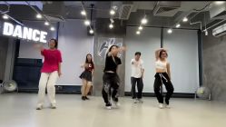 -HI dance 舞室