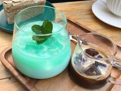 薄荷甜酒奶咖-转山咖啡(松柏社区店)