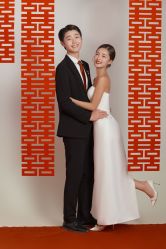 -喜爱高定婚纱摄影