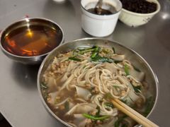 -正宗杨记普洱酸醋米线(总店)