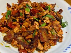 土萝卜干炒土腊肉-吃饭皇帝大(合生汇店)