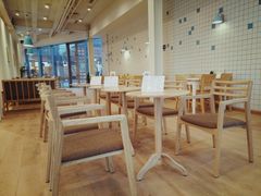 -猫的天空之城概念书店(北戴河蔚蓝海岸店)