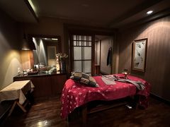 -迪瓦娜圣洁水疗馆