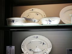 -塞拉瓦莱名品奥特莱斯