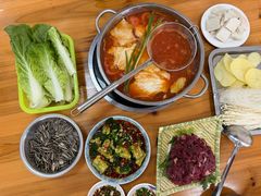 -苗侗地道红酸.酸汤鱼·酸汤牛肉